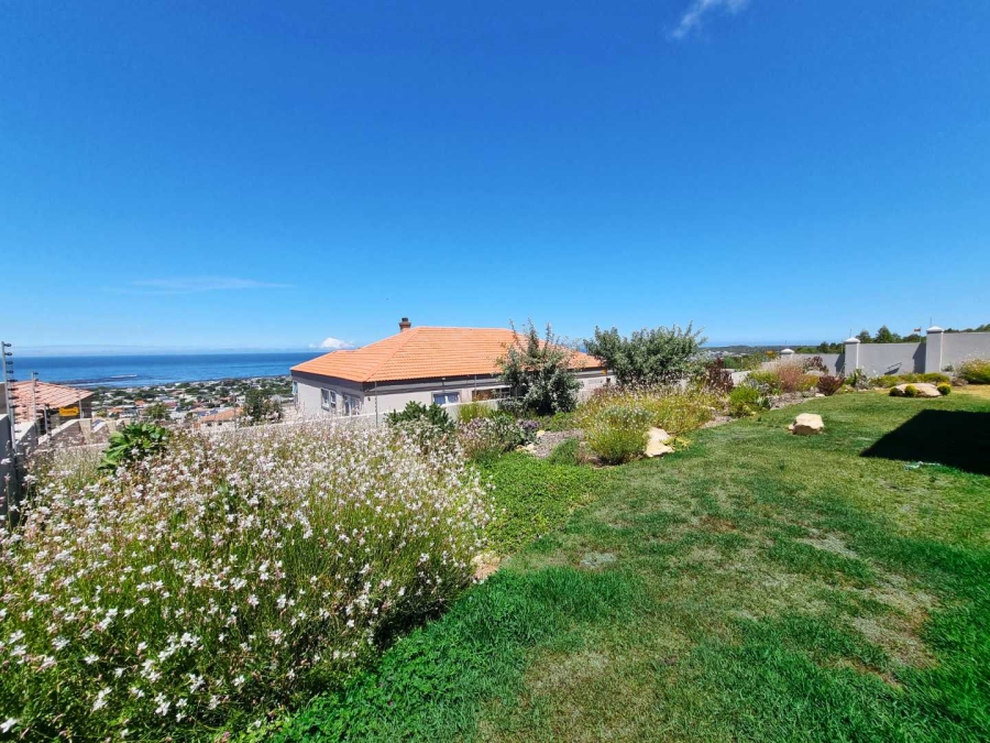 4 Bedroom Property for Sale in Onrus Western Cape